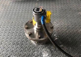 Contor de nivel radar cu undă continuă modulată în frecvență FMCW: măsurarea ...